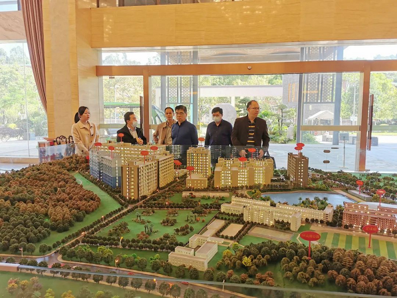 热烈欢迎玉林市领导一行莅临岭南养生谷养老院参观考察